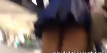Up skirt