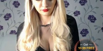 Sexy Blonde Smoker - video 1