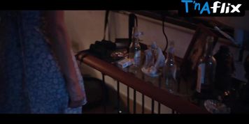 Alejandra Espinoza Sexy Scene  in Perfecto Anfitrion