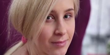 GORGEOUS BLONDE AT PLAY VERY SENSUAL TEEN ANAL