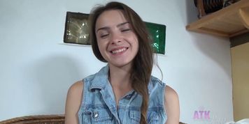 ATK Petites - Koko - video 3