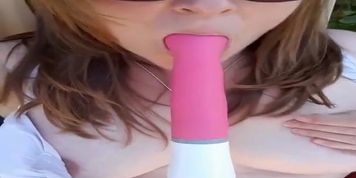 private show on cam4 in my garden,make an account and talk to me !