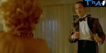 Maria Monti Breasts Scene  in L' Ultimo Capodanno